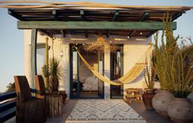 Luxury 4 bedroom residence, with amazing Seaview for 1,550,000 €