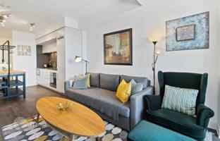 2-bedroom apartment in Old Toronto for C$1,004,000
