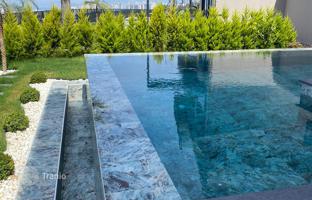 4-bedroom villa 290 m² in Kargicak for 55,528,000 TRY