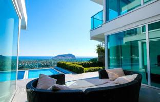 4-bedroom villa 366 m² in Alanya for 48,587,000 TRY