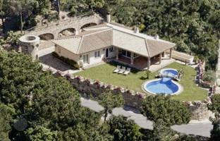 Bright spacious villa with a pool and panoramic sea views in Lloret de Mar, Costa Brava, Spain for 695,000 €