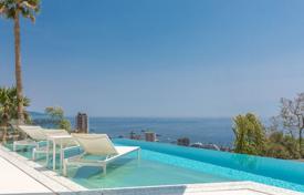 6-bedroom villa 450 m² in Beausoleil. Price on request