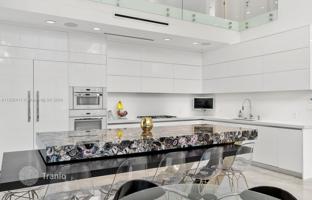 4-bedroom house 439 m² in Fort Lauderdale for $4,495,000