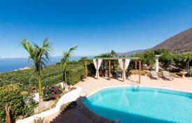 Two-storey villa with an orchard and a vineyard in Vera de Erques, Canary Islands, Spain for 765,000 €