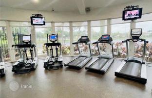 5-bedroom house 425 m² in Miramar (USA) for $930,000