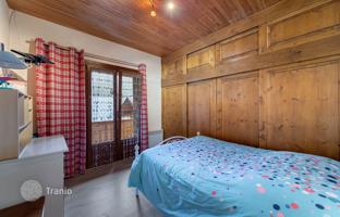 4-bedroom mansion 166 m² in Saint-Martin-de-Belleville for 995,000 €