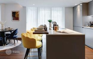 Luxury furnished apartment with picturesque views in a popular development with gardens, Paddington, London, UK for £1,098,000