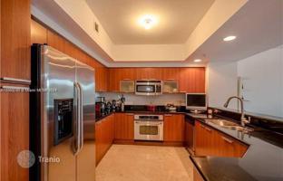 2-bedroom apartments in condo 149 m² in North Miami for $376,000