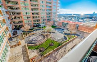 6-bedroom apartment in Old Toronto for C$1,037,000