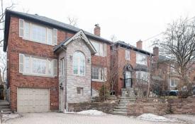 Townhome – Eglinton Avenue East, Toronto, Ontario,  Canada for C$2,024,000