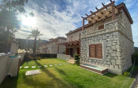 Amazing stone house villas near to seaside and surrounded with Yalıçiftlik forrest. 4+2 250 m² for $825,000