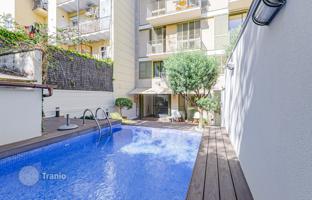 3-bedroom apartment 165 m² in Barcelona for 1,390,000 €