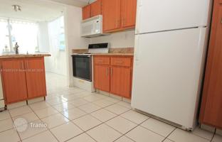 1-bedroom apartments in condo 98 m² in North Miami Beach for $315,000
