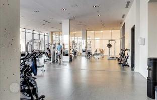 7-bedroom apartment in Etobicoke for C$1,183,000