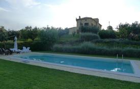 Two-storey villa with a swimming pool, Francavilla Al Mare, Italy for 1,200,000 €