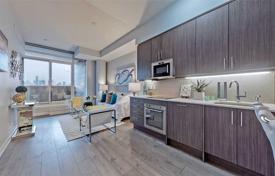 Apartment – College Street, Old Toronto, Toronto,  Ontario,   Canada for C$1,020,000