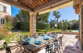 5-bedroom villa in Cap d'Antibes for 17,500 € per week