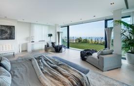 Designer villa with swimming pool, cinema, gym, Jacuzzi, Marbella for 5,950,000 €