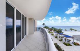 Stylish apartment with ocean views in a residence on the first line of the beach, Sunny Isles Beach, Florida, USA for $736,000