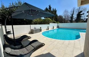 2-bedroom apartment 91 m² in Premantura for 365,000 €
