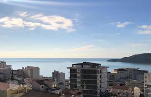 3-bedroom apartment 106 m² in Becici for 250,000 €