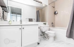 2-bedroom apartment in Old Toronto for C$1,163,000