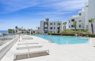 2-bedroom apartment 149 m² in Estepona for 495,000 €