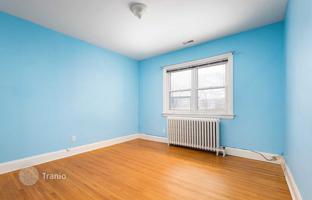 6-bedroom house in Old Toronto for C$2,506,000