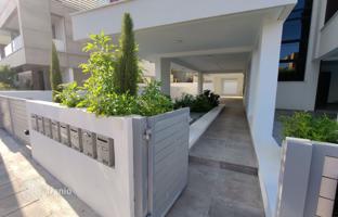 1-bedroom apartment 65 m² in Germasogeia for 350,000 €