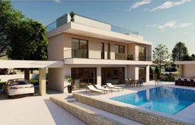 Luxury villa in Peyia for 1,040,000 €