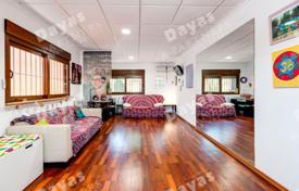 Detached house – Torrevieja, Valencia, Spain for 579,000 €