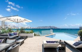 Luxury six-room apartment on the seafront in Benidorm, Alicante, Spain for 1,650,000 €