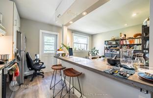 9-bedroom house in Old Toronto for C$1,951,000
