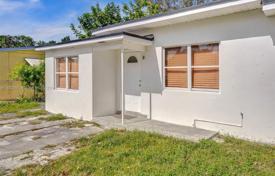 Townhome – North Miami, Florida, USA for $540,000