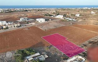 Land plot 2,581 m² in Famagusta for 185,000 €
