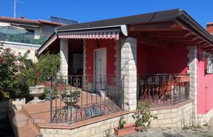 House 101 m² in Koper for 389,000 €
