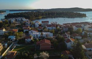 5-bedroom house 184 m² in Medulin for 750,000 €