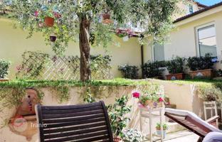 3-bedroom apartment 200 m² in Florence for 850,000 €