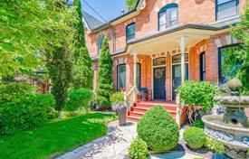 Terraced house – Wellesley Street East, Old Toronto, Toronto,  Ontario,   Canada for C$2,060,000