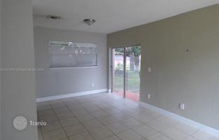 3-bedroom house 115 m² in Miami for $440,000