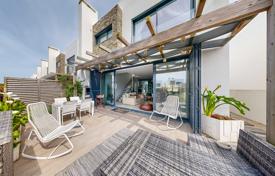 Spectacular duplex villa 750 metres from Amoreira Beach for 515,000 €