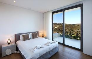 4-bedroom villa 269 m² in Tsada for 2,700,000 €