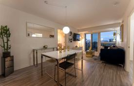 Apartment – York, Toronto, Ontario,  Canada for C$805,000