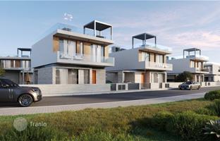 New complex of villas with swimming pools and garden close to the sea, Geroskipou, Cyprus for From 505,000 €