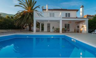 4-bedroom villa in Orebic for 2,100 € per week