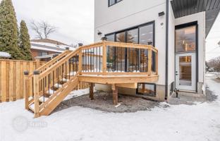 4-bedroom house in Etobicoke for C$2,677,000