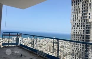 4-bedroom apartment 155 m² in Tel Aviv for $3,886,000