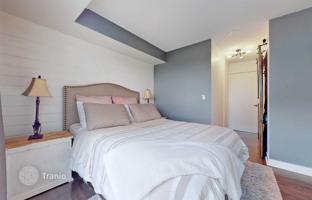 1-bedroom apartment in Etobicoke for C$761,000
