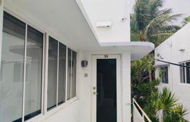 Condo – Miami Beach, Florida, USA for $290,000