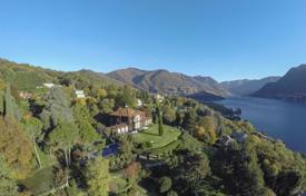 Houses for sale in Lake Como. Manor consists of 3 buildings, park and garden on lake in town Como Houses for sale in Lake Como. Manor consists of 3 buildings, park and garden on lake in town Como